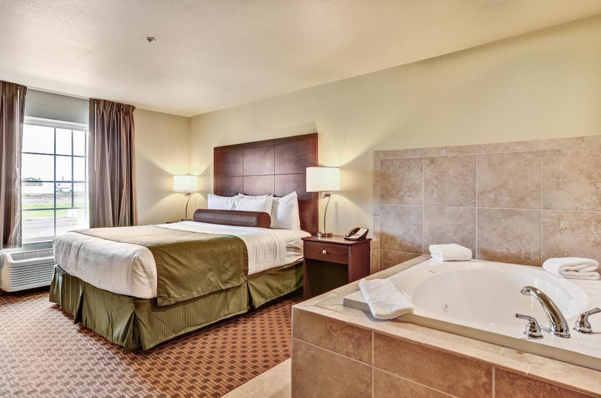 Hotel Cobblestone & -